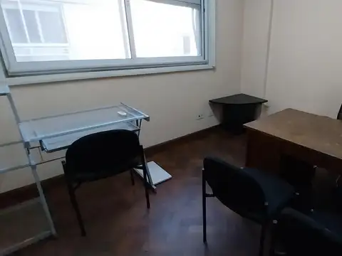 Oficina en Alquiler 65 años