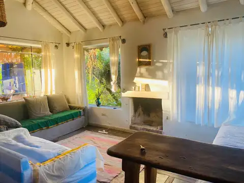 Casa en Venta en Villa de las Rosas, USD 230.000
