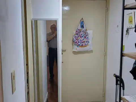 Paraguay 1600, Piso 1