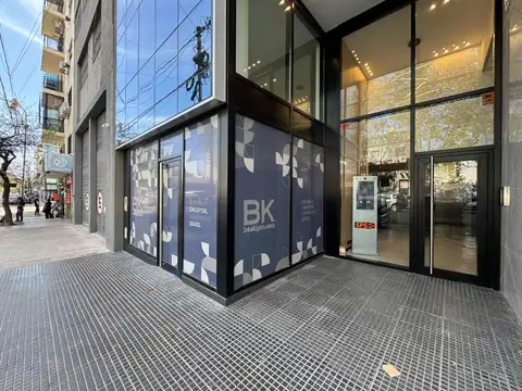 ALQUILER OFICINA COMERCIAL FLORES PISO ENTERO