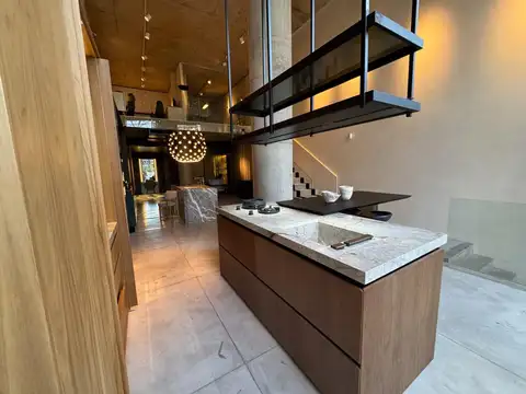 Local comercial c/ entrepiso · Doble altura · Palermo