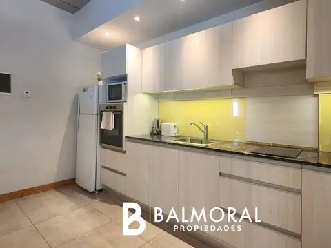 De las Artes 300, Piso PB