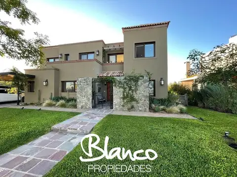 Casa en Venta Puertos del Lago, Barrio Marinas, Escobar, G.B.A. Zona Norte