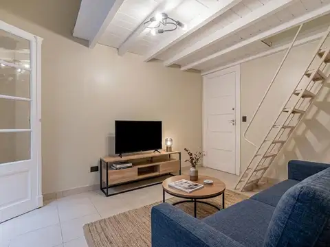 Depto Tipo Casa en Venta 60 años