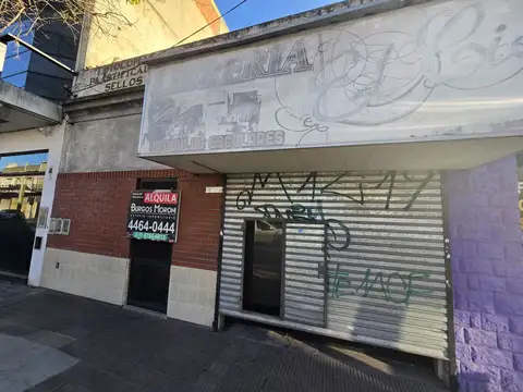 ALQUILER LOCAL COMERCIAL SOBRE IMPORTANTE UBICACION, AVENIDA REPUBLICA (DIAZ VELEZ), V. SARMIENTO.