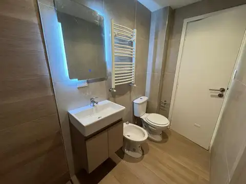 Departamento en Venta en Plaza Colon, USD 141.900