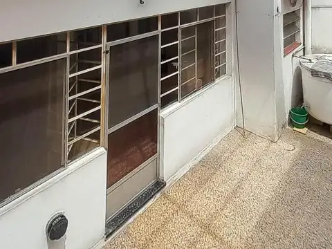 Depto Tipo Casa 3 ambientes con 1 baño