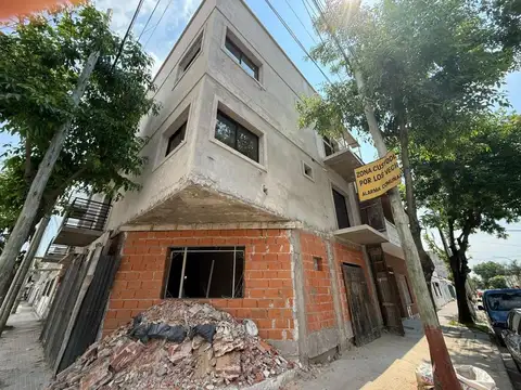 Depto 2 amb en desarrollo en venta - V. Alsina