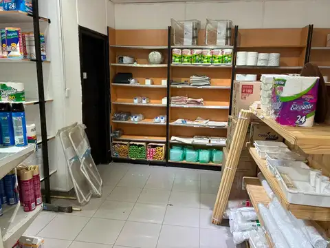 Local en Venta Via Pública