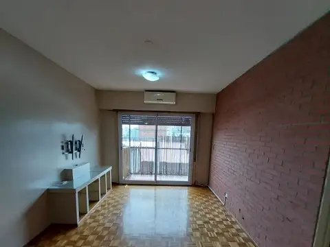 Departamento en Alquiler en Boedo, $ 940.000