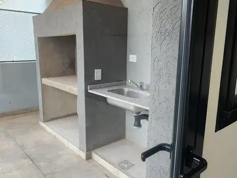 Casa 3 ambientes con 2 baños