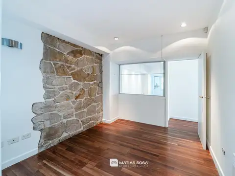 Oficina en Alquiler con 1 cochera