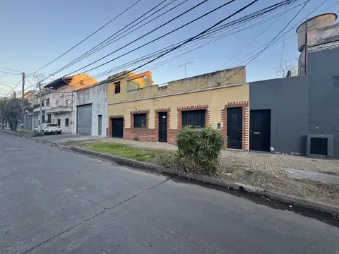 Depto Tipo Casa 4 ambientes con 1 baño