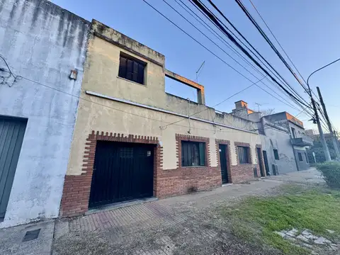 Depto Tipo Casa en Venta de 4 ambientes