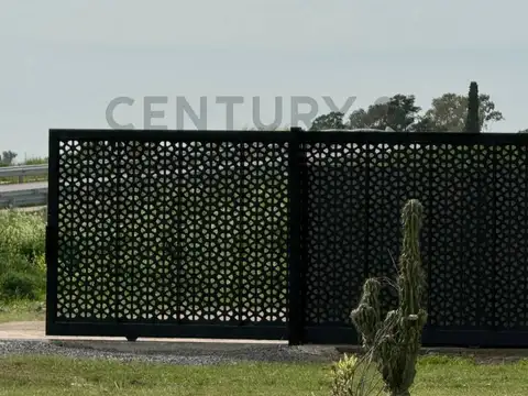 Terreno en Venta 20  mts Fondo
