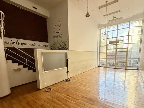 Oficina Monoambiente con 2 baños