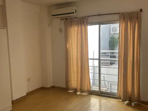 PARAGUAY 2000, Piso 8