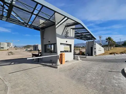 Venta lote en barrio privado estancia romero day