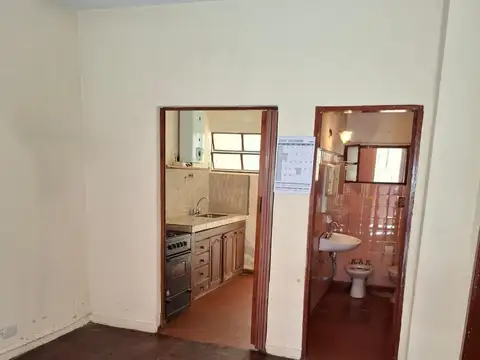 Depto Tipo Casa en Alquiler 50 años