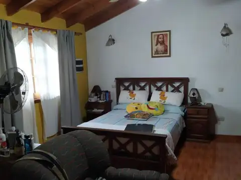 Casa en Venta en Rafael Calzada, USD 130.000
