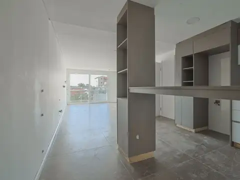 Venta Dpto 3 amb al Frente Villa Primera Financia