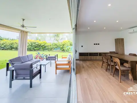 Casa en Venta en Funes, USD 770.000