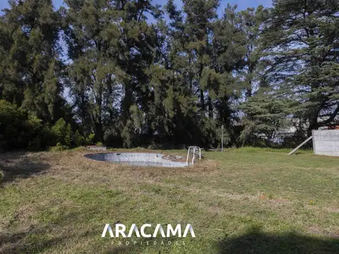 Casa 6 ambientes con 4 baños