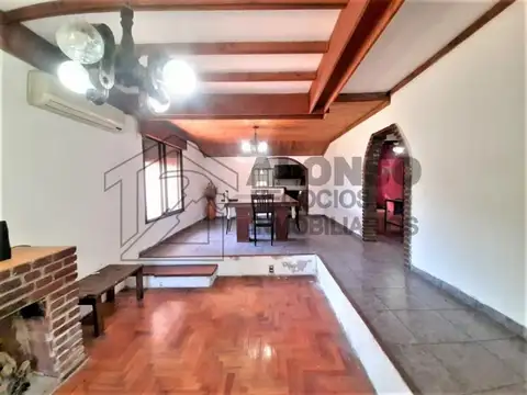 Emilio Castro 2791