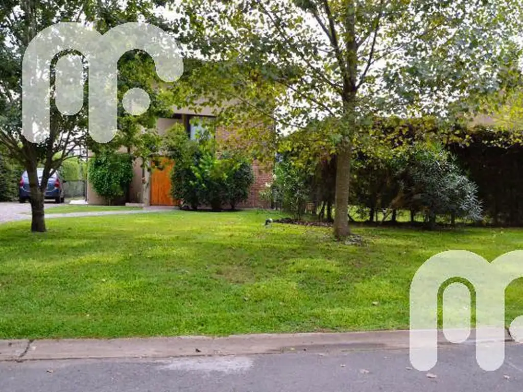 Casa en Venta en Fincas de Iraola I