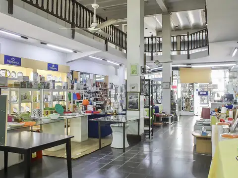 Local en Venta 50 años