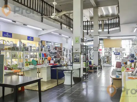 Local en Venta 50 años