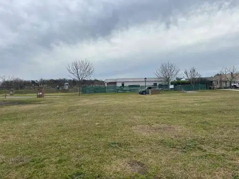 Terreno en Venta en Loma Verde, USD 47.000