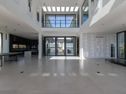 Casa en Venta en Puertos - Barrio Marinas, USD 1.680.000