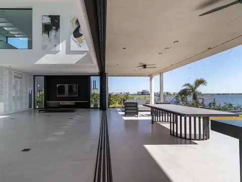 Casa en Venta en Puertos - Barrio Marinas, USD 1.680.000