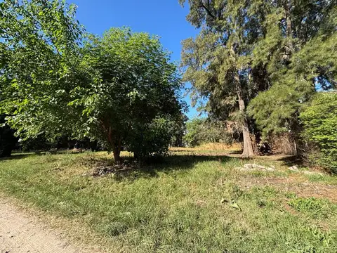 VENTA DE LOTE A METROS  ACCOESTE MORENO PERMUTA