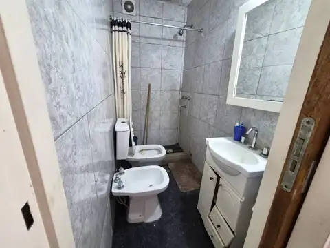 Depto Tipo Casa 2 ambientes con 1 baño