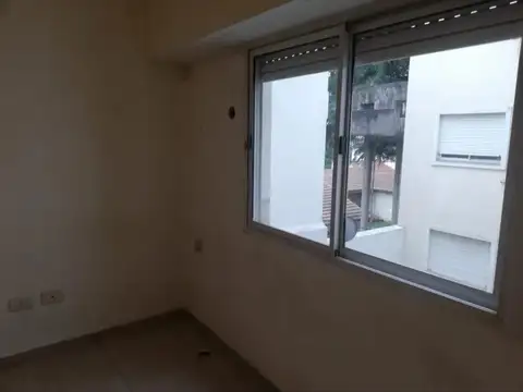 EXCELENTE DEPARTAMENTO EN RAMOS MEJIA