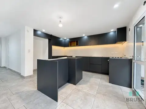 Depto Tipo Casa 5 ambientes con 1 baño