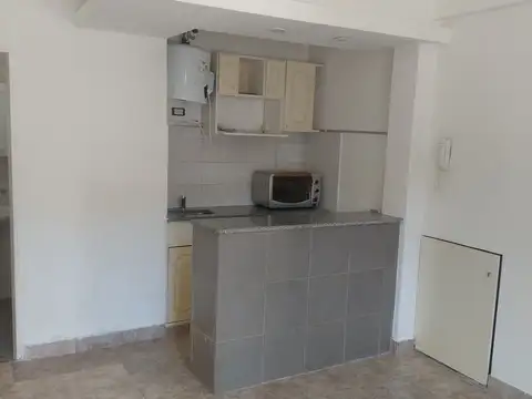 Depto Tipo Casa Monoambiente con 1 baño