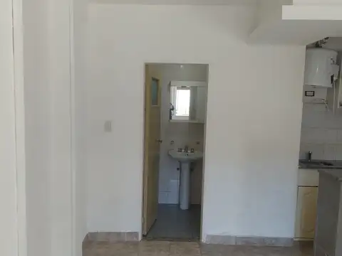 Depto Tipo Casa en Alquiler en Villa Luro, $ 480.000