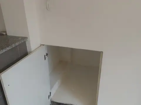 Depto Tipo Casa en Alquiler de Monoambiente