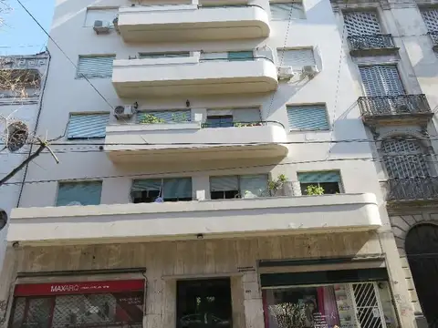 DEPARTAMENTO 2 1/2 AMB FTE C/BALCON