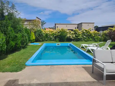 Casa En Venta En San Ramon Con Pileta