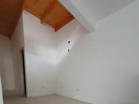 PH DE 3 AMBIENTES CON JARDIN, GALERIA Y TERRAZA EN VENTA. FLORIDA OESTE