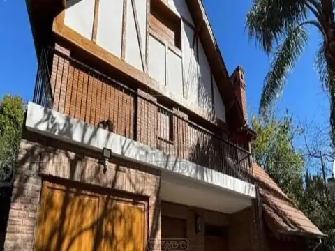 Casa Chalet  en Venta en Boulogne Sur Mer, San Isidro, G.B.A. Zona Norte