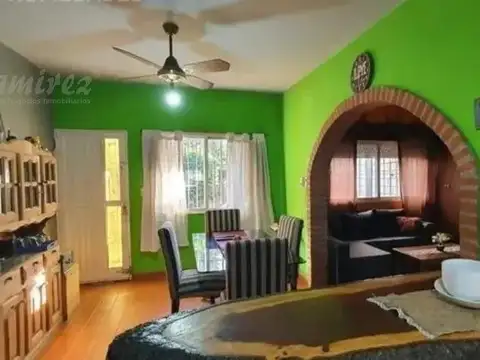 Casa en Venta en Barrio Parque Leloir, USD 135.000