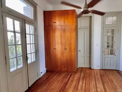 Venta Depto 4 amb con balcon en Caballito
