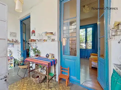 Casa 9 ambientes con 4 baños