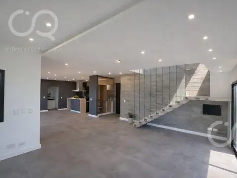 Venta Casa San Sebastián - Área 7