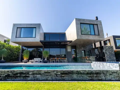 Casa en Venta en Albanueva, Countries y Barrios Cerrados en Tigre